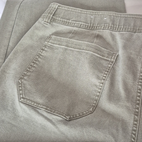 Lane Bryant NWT Casual Wide Leg Ankle Pant Fitted No Gap Waist - Size 20 - Picture 10 of 14